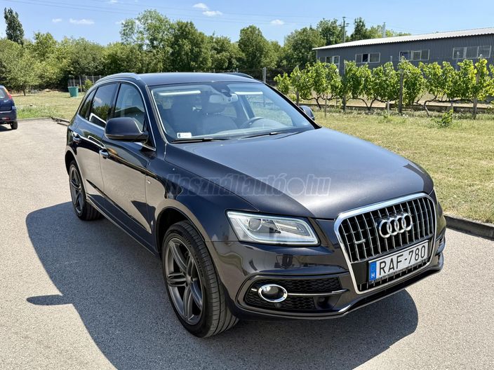 AUDI Q5 2.0 TDI quattro clean diesel S-tronic