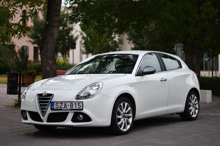 ALFA ROMEO GIULIETTA 2.0 JTDM Distinctive TCT