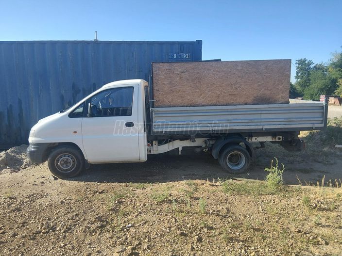 HYUNDAI H-1