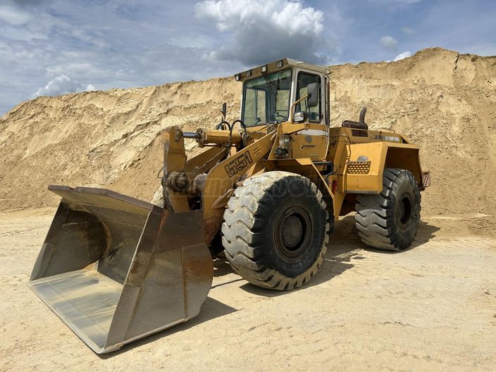 LIEBHERR L551 Kanálmérleg