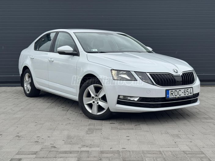SKODA OCTAVIA 1.6 CR TDI Ambition