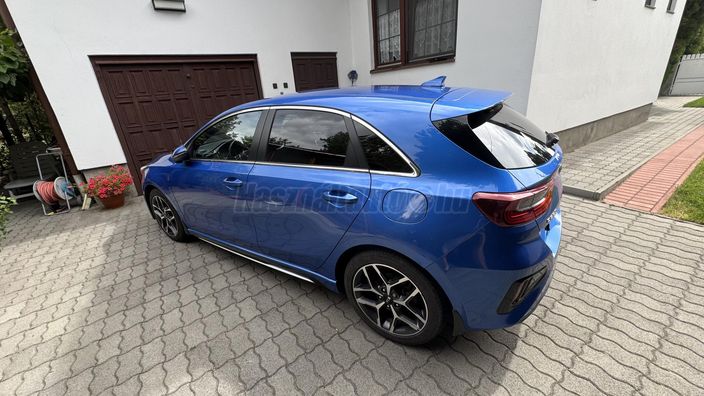 KIA CEE'D Ceed 1.5 T-GDI Gold GT Line