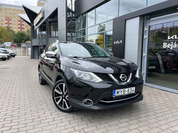 NISSAN QASHQAI 1.2 DIG-T Tekna