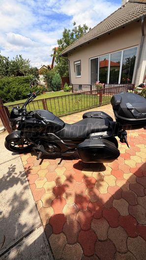 HONDA CTX 700 D