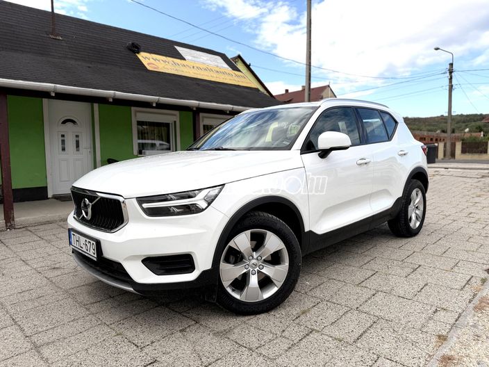 VOLVO XC40 1.5 [T3] Momentum Pro Geartronic