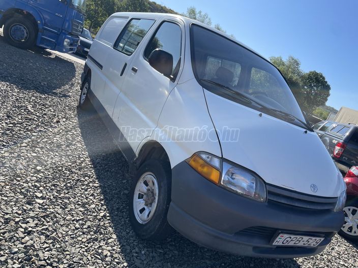 TOYOTA HIACE 2.4 TD 4x4 Panel Van Long
