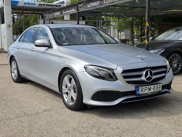 MERCEDES-BENZ E 220 d 9G-TRONIC