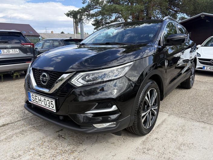 NISSAN QASHQAI 1.3 DIG-T N-Connecta