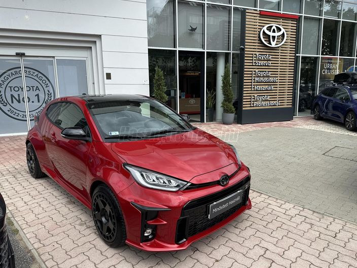 TOYOTA YARIS 1.6 VVT-i GR Sport 4WD