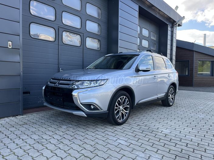 MITSUBISHI OUTLANDER 2.2 DI-D Instyle Premium 4WD (Automata)