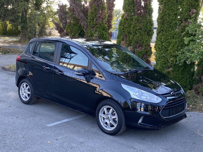 FORD B-MAX 1.4 Titanium