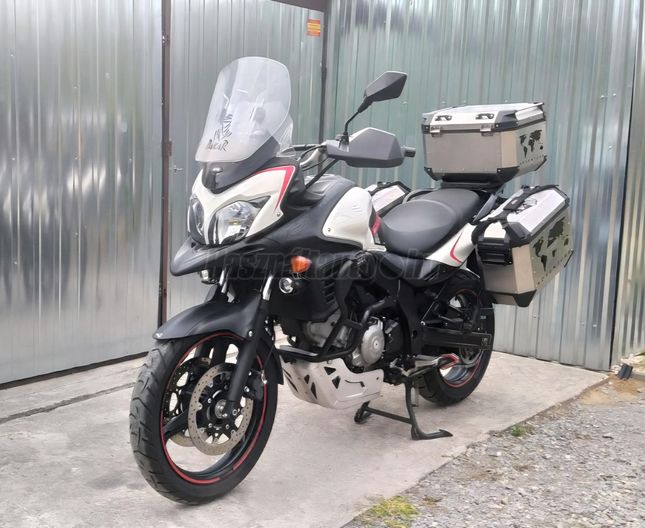 SUZUKI DL 650