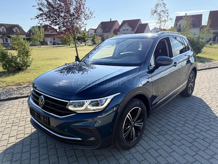 VOLKSWAGEN TIGUAN 1.4 TSI Plug-In-Hybrid Life DSG