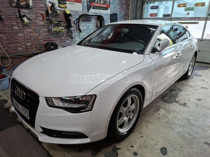 AUDI A5 Sportback 2.0 TDI [5 személy]