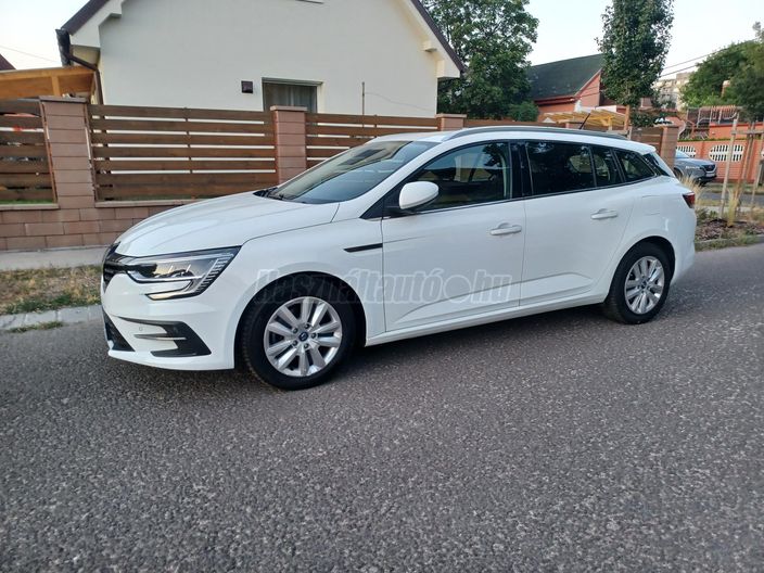 RENAULT MEGANE Grandtour 1.6 E-Tech Hybrid Zen