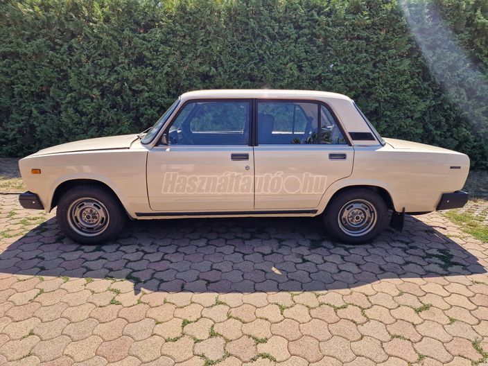 LADA 2107