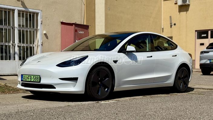 TESLA MODEL 3 RWD (Automata)