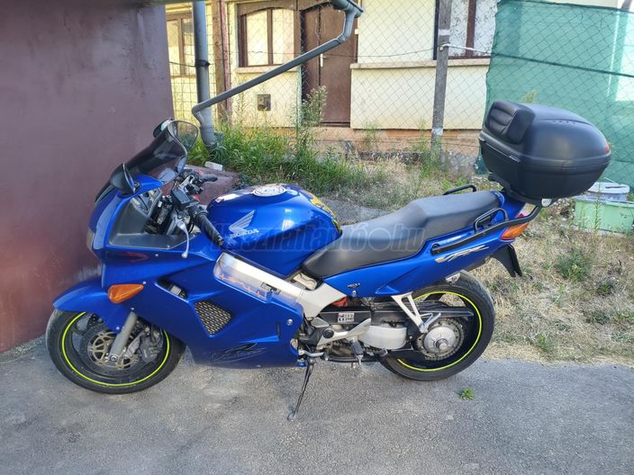 HONDA VFR 800