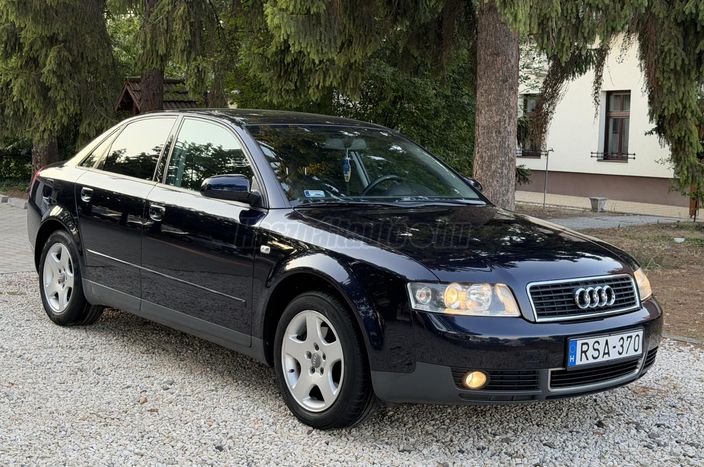 AUDI A4 2.0