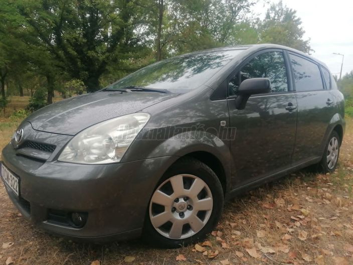 TOYOTA COROLLA VERSO 1.8 Linea Sol M-MT