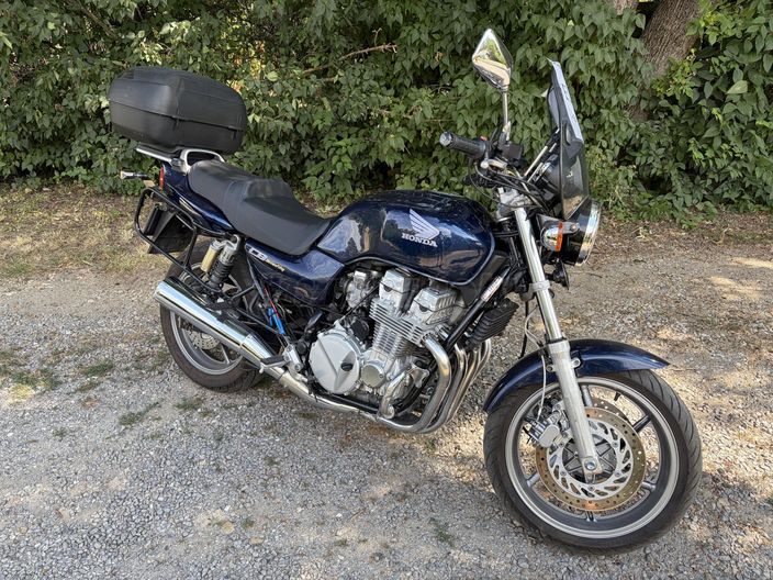 HONDA CB 750
