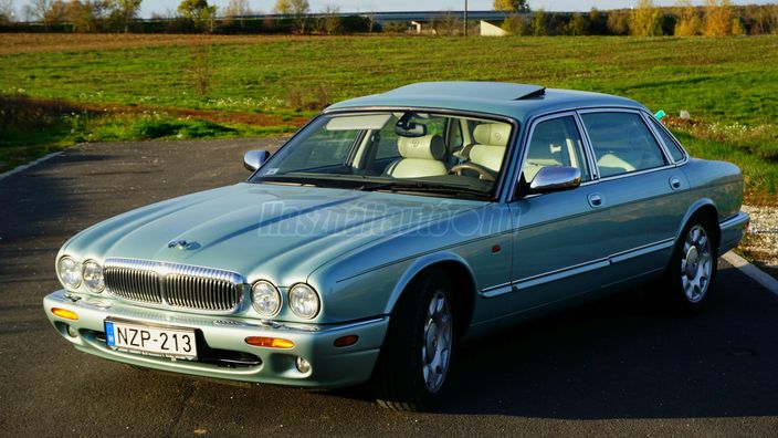 JAGUAR XJ Daimler 4.0 V8 Super (Automata)