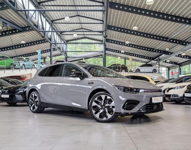 LEAPMOTOR B05 67,1kWh Design