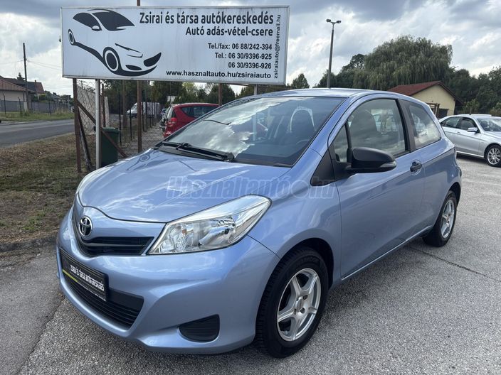TOYOTA YARIS 1.0 Active