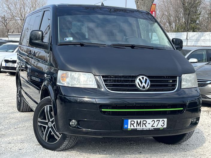 VOLKSWAGEN MULTIVAN