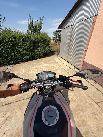 YAMAHA MT-03