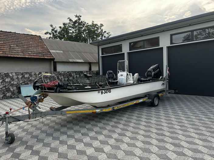 UTÁNFUTÓVAL EGYÜTT ennyi az ára