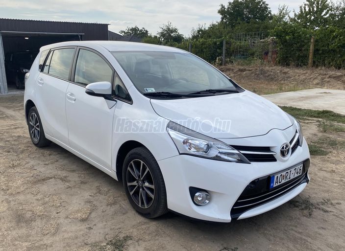 TOYOTA VERSO 1.6 D-4D Live Comfort