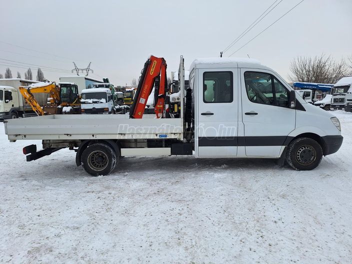 MERCEDES-BENZ Sprinter 516 CDi - Pritsche Doka + Palfinger PC 2700 Crane
