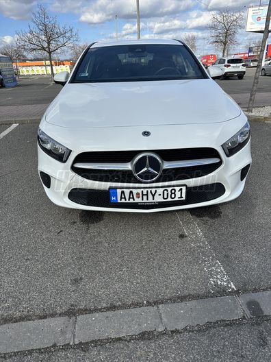 MERCEDES-BENZ A 180 7G-DCT Limuzin