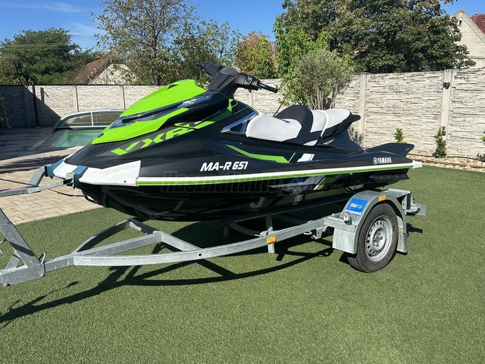 YAMAHA VXR1800