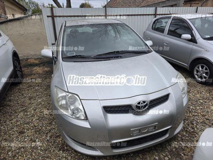 TOYOTA AURIS 1.4 D-4D 2009