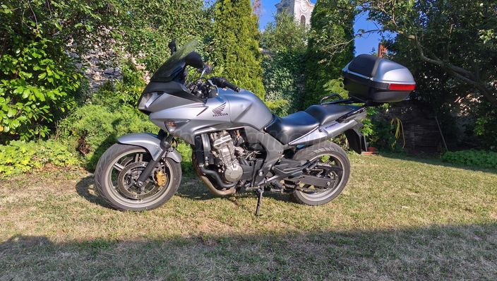 HONDA CBF 600