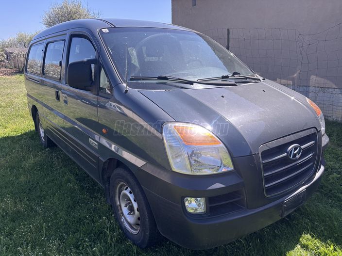 HYUNDAI H-1 STAREX 2.5 TCi Style (9 személyes )