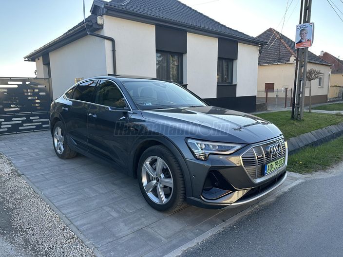AUDI E-TRON 50 S line quattro (Automata)