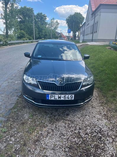 SKODA RAPID 1.0 TSI Ambition