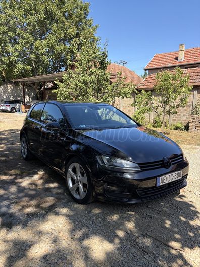 VOLKSWAGEN GOLF VII 2.0 TDI Highline DSG