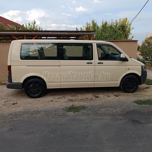VOLKSWAGEN TRANSPORTER T5 Caravelle 2.0 CR TDI Trendline