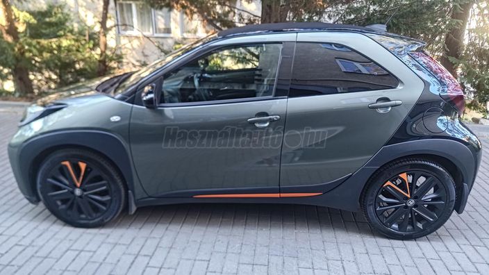 TOYOTA AYGO X 1.0 VVT-i Limited CVT