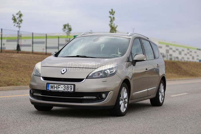 RENAULT GRAND SCENIC Scénic 1.6 dCi Stop&Start Privilege (7 személyes )