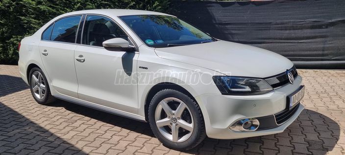VOLKSWAGEN JETTA 1.4 TSI Highline