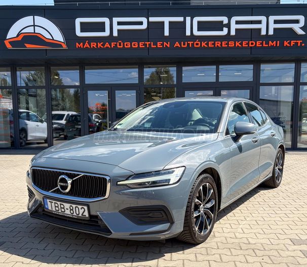VOLVO S60 2.0 [B3] MHEV Momentum Pro Geartronic
