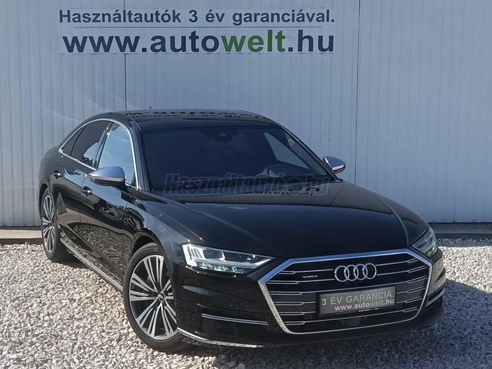 AUDI S8