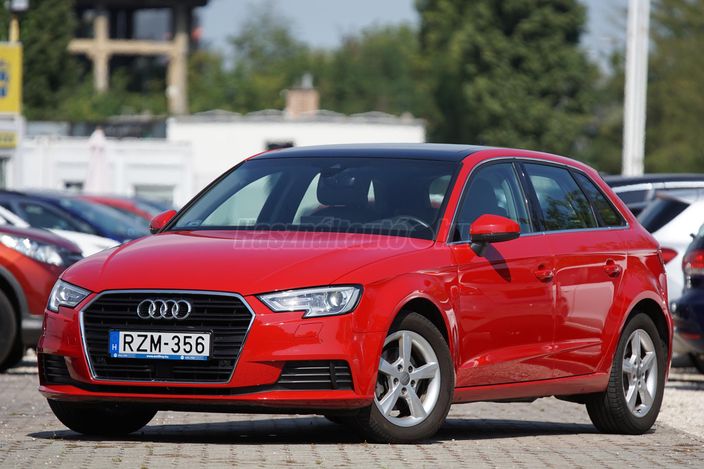 AUDI A3 Sportback 35 TFSI Design S-tronic