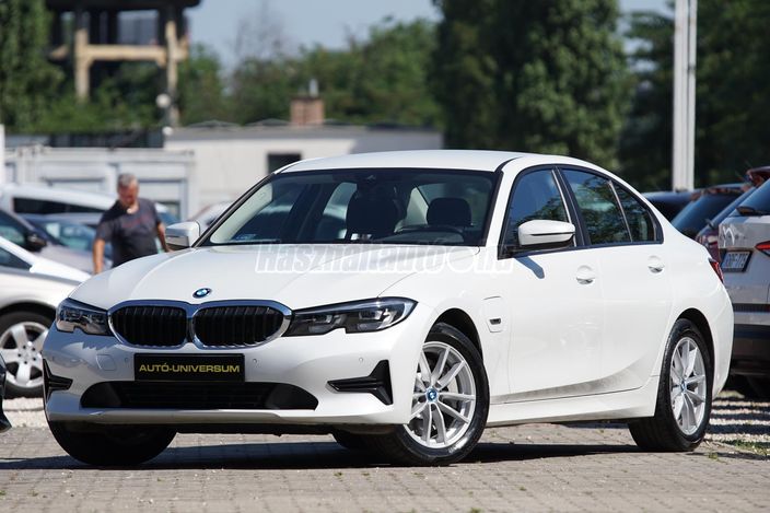 BMW 330 330e xDrive (Automata)