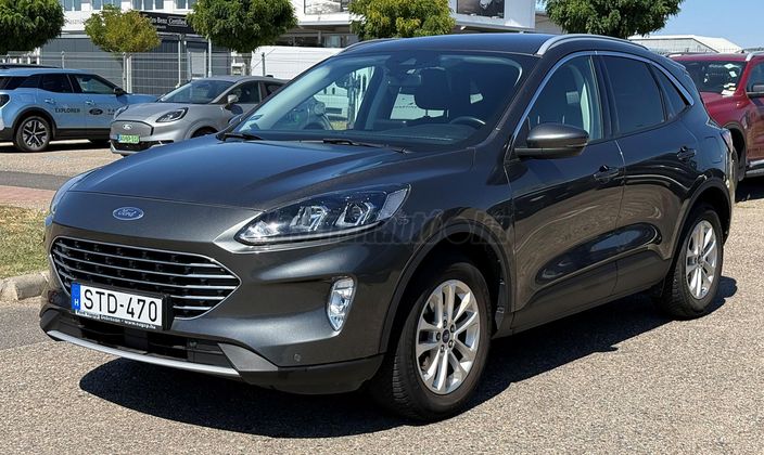 FORD KUGA 1.5 EcoBoost Titanium